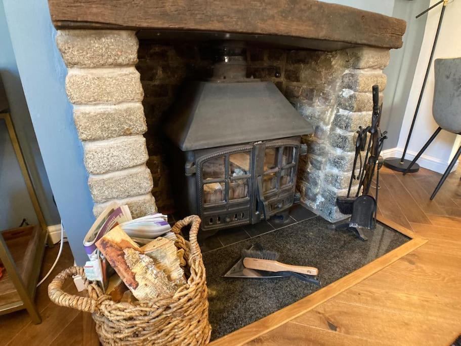Cosy 2 Bedroom Cottage In Scarborough'S Old Town المظهر الخارجي الصورة
